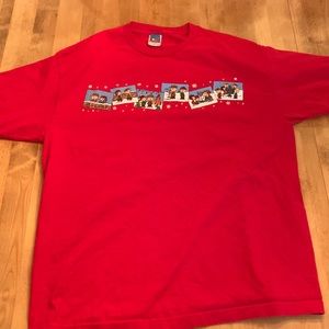 Charlie Brown christmas Peanuts red t-shirt